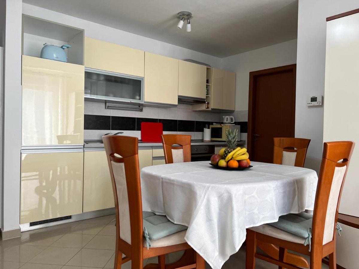 Apartman Ruza Apartment Pula Luaran gambar