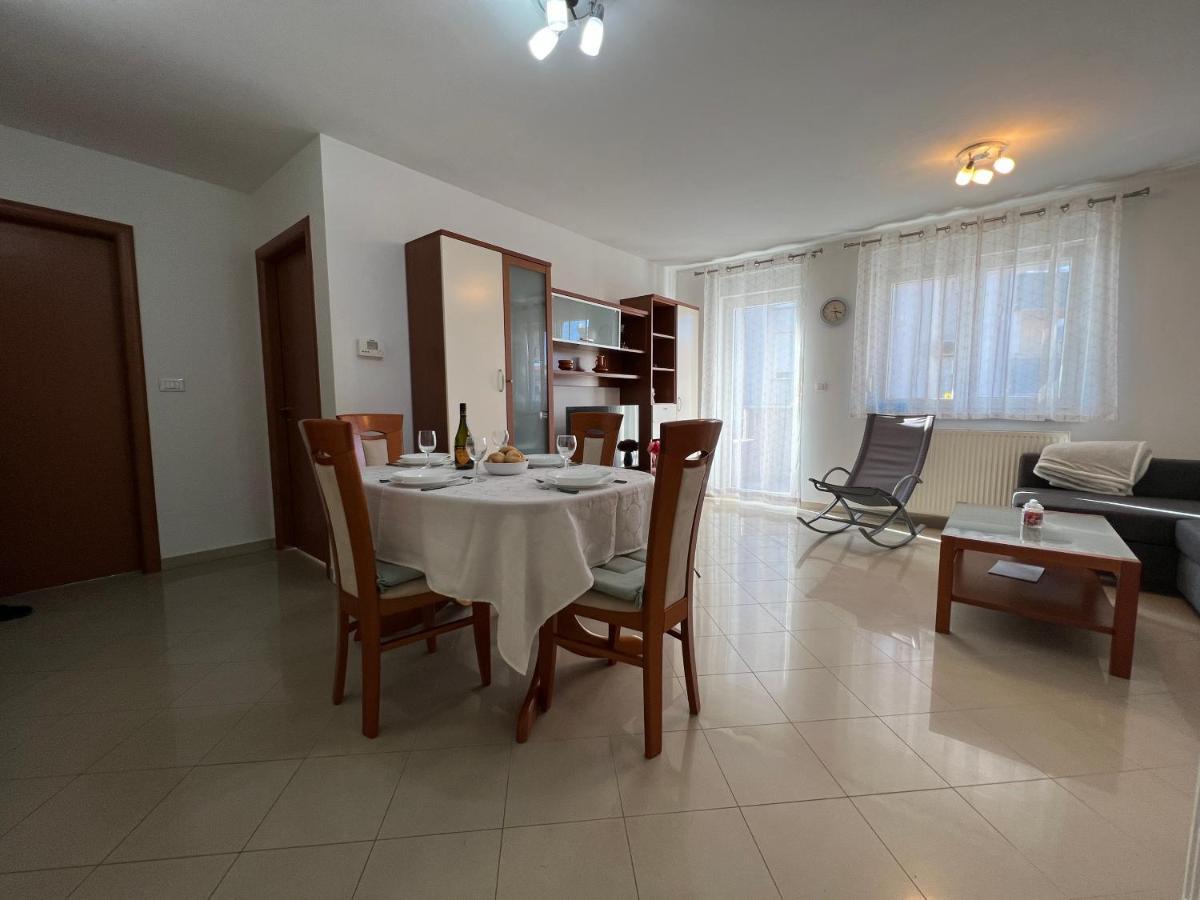 Apartman Ruza Apartment Pula Luaran gambar