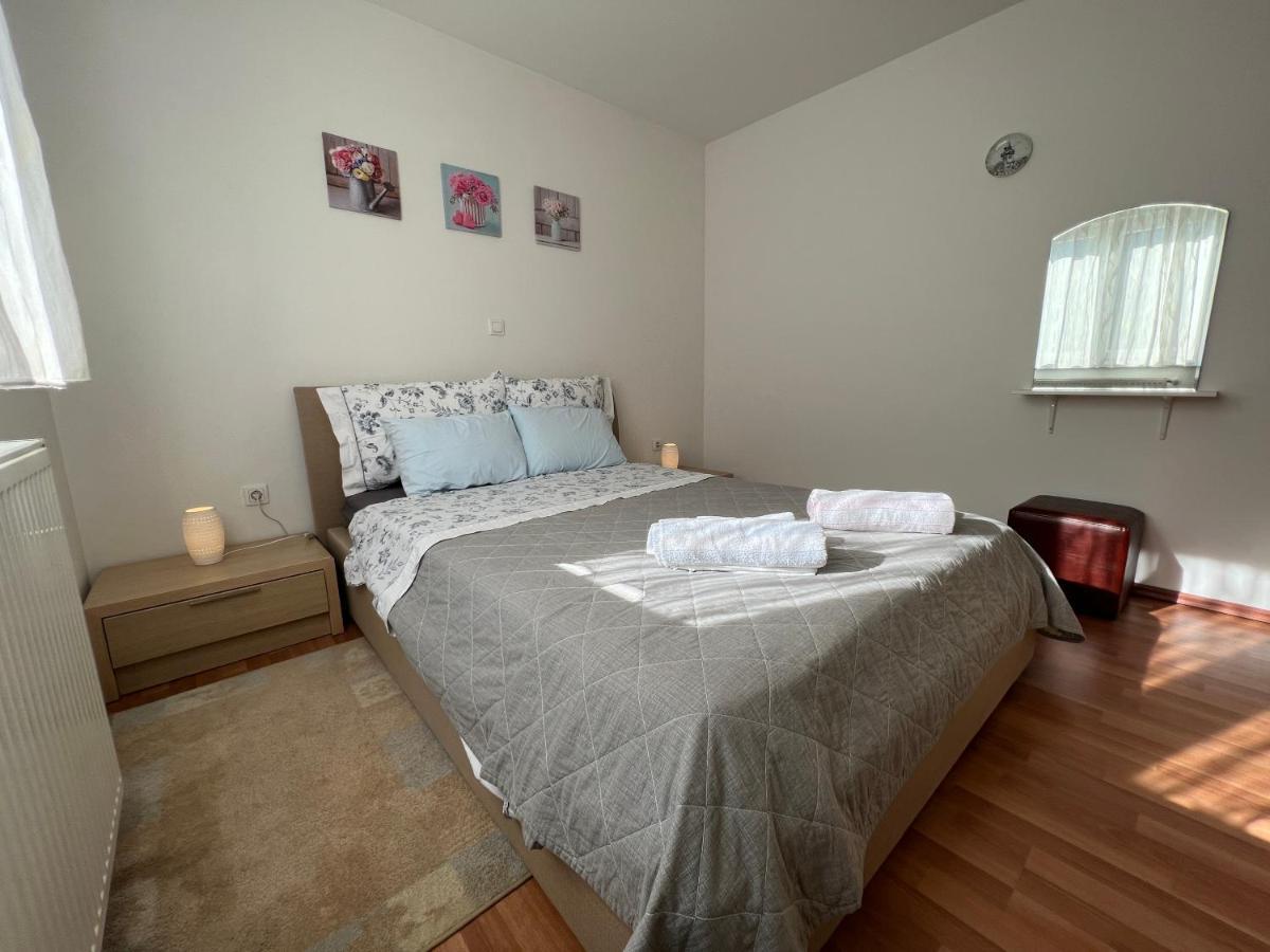 Apartman Ruza Apartment Pula Luaran gambar